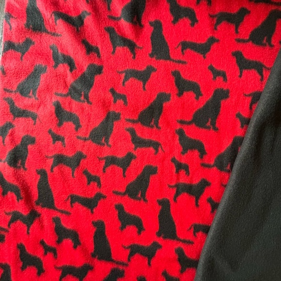 Red Dog Double Fleece Blanket Made with 31”x36” - Picture 3 of 4